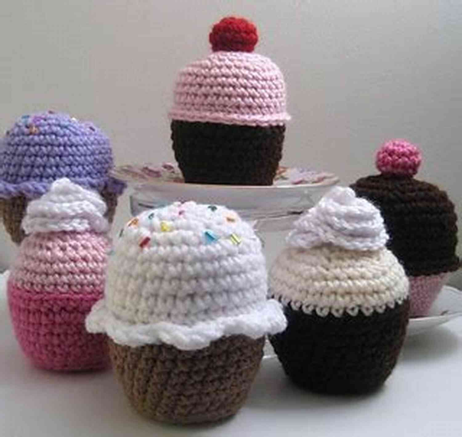 Classic Cupcake Crochet Pattern By Amy Gaines Cupcake Crochet Pattern Amy Gaines
