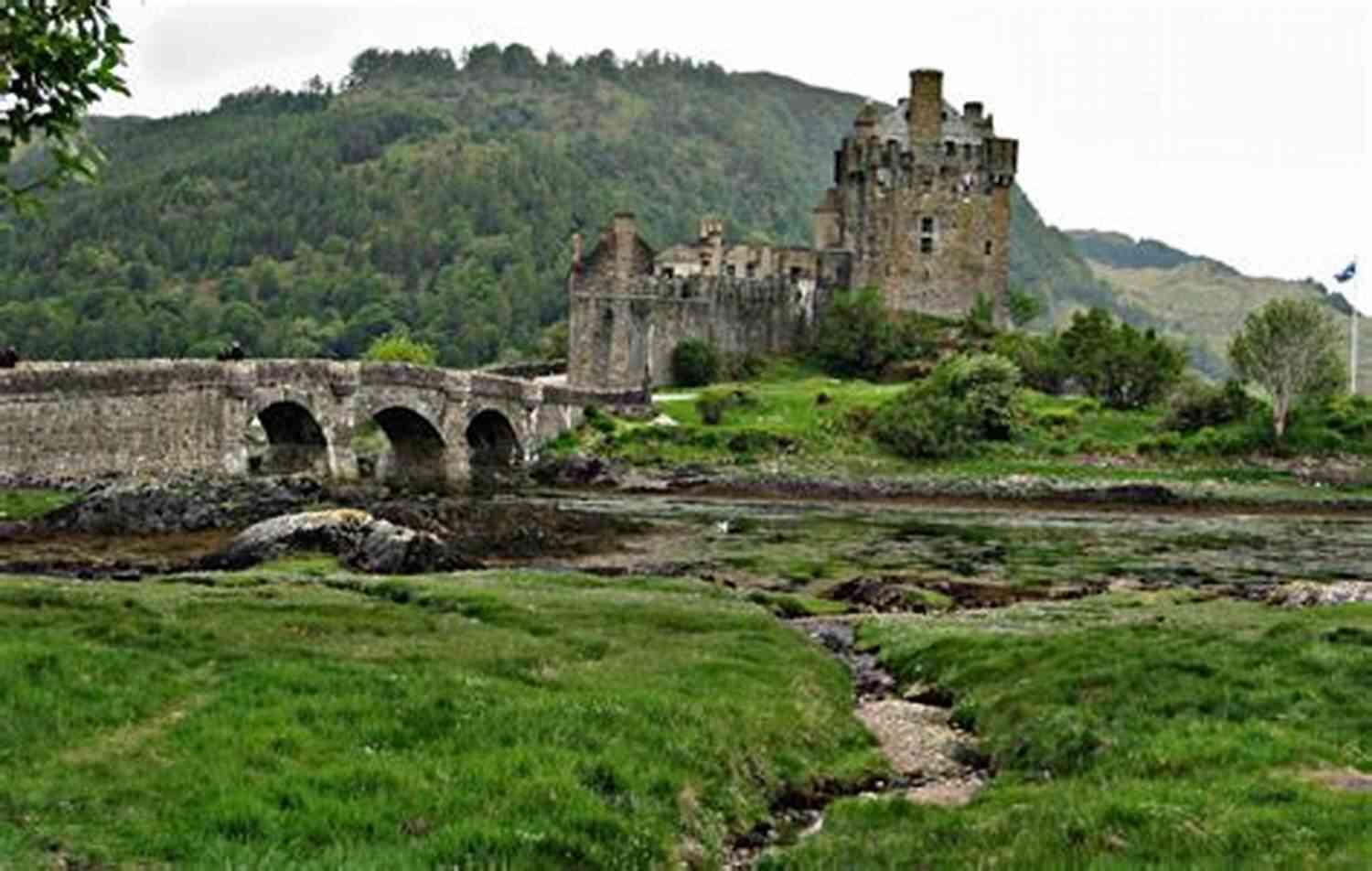 Eilean Donan Castle Witness The Resilience Of Scottish Heritage What Happens In The Highlands