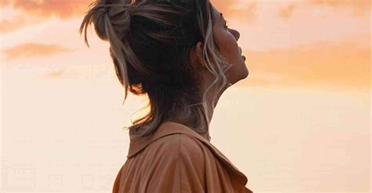 Illustration Of A Person Looking Towards The Sky With An Expression Of Longing The Words I Wish You Heard: Poems