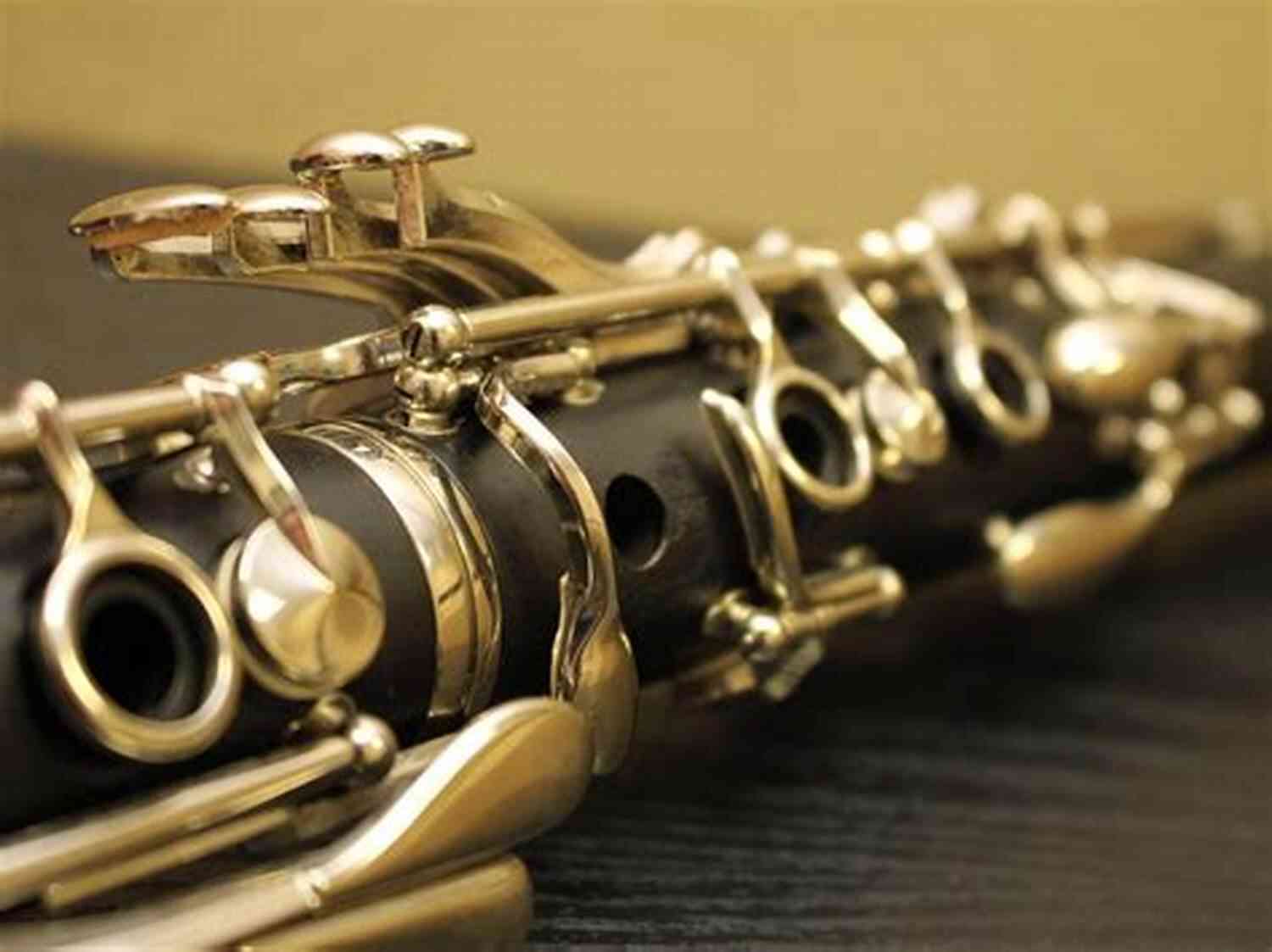 Image Of A Clarinet Fantastic Familiar Folk Songs: For B Flat Instruments (Clarinet Bass Clarinet Cornet Baritone T C Tenor Saxophone) (Alfred S Basic)